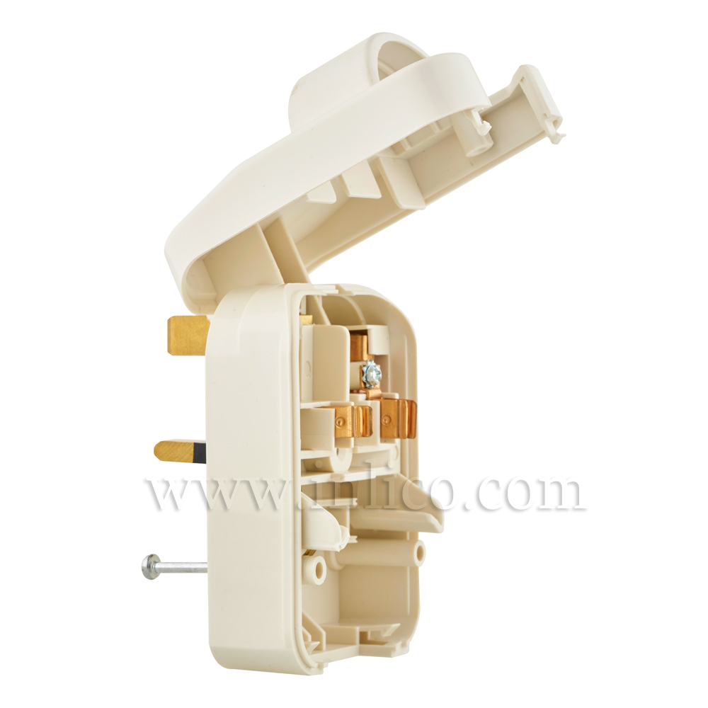 UK/SCHUKO PLUG ADAPTOR WHITE